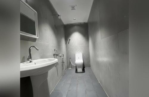 Kachiguda Hotel | Silk White