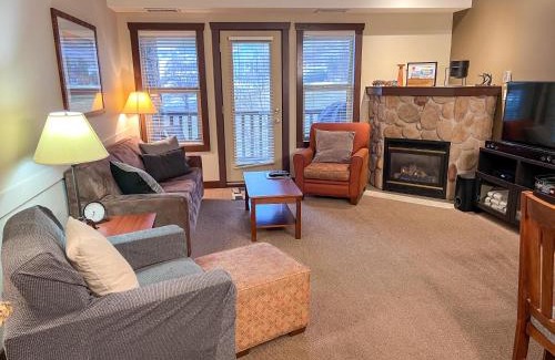 East Kootenay Apartment | Silver Rock Condominiums by Fernie Central Reservations