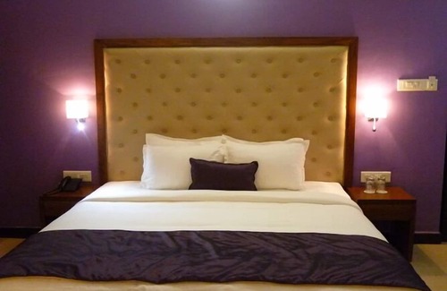 Candolim Hotel | Silver Sands Hide Away