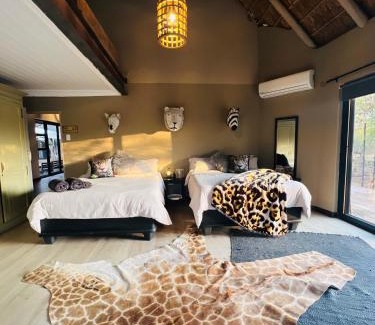 Lephalale Bed & Breakfast | Simba Safaris African Pride Exotic Lodge