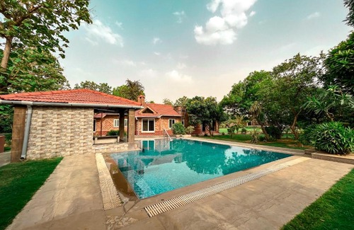Taoru Villa | Simbliss Farm - A Luxury Farmhouse with Private Pool Near Gurgoan and Delhi