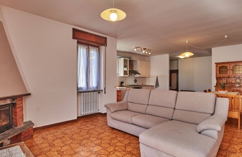 Gera Lario House | Simoni (GLA107) by Interhome