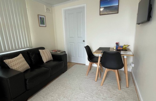 Invermay Apartment | Simple yet cozy guesthouse