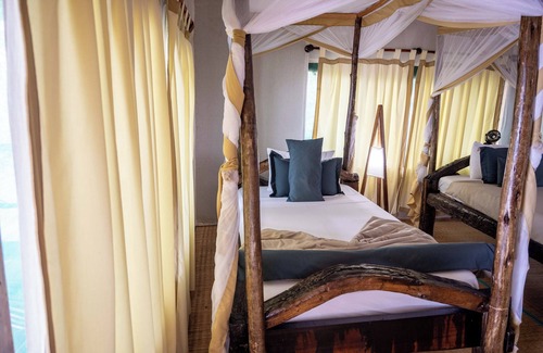Tanga Cabin | Simply Saadani Camp