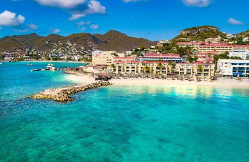 Pelican Key Resort | Simpson Bay Resort Marina & Spa