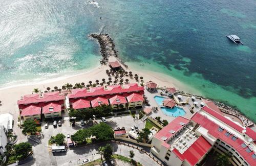 Pelican Key Resort | Simpson Bay Resort Marina & Spa