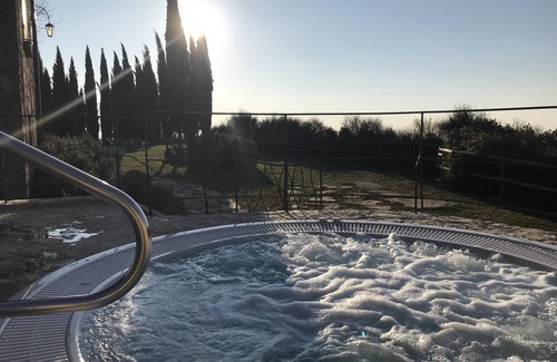 Castellina in Chianti Villa | Single-level Villa, panoramic position, AC, 6x16m private Pool, Whirlpool & Spa