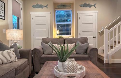 Ocean Shores House | Sip Sea Beach Cottage