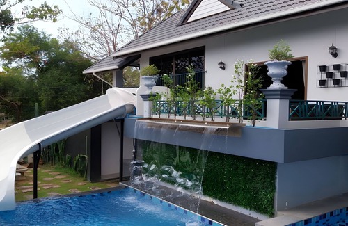 Sattahip Villa | Siriniran Homestay