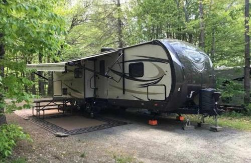 Wellsboro House | Site T Full Hookup up to 32ft
