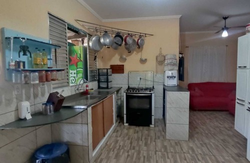 Santos House | Sitio com fácil acesso as praias do Guarujá