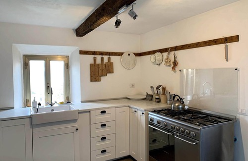 Borgo a Mozzano House | Situated in an authentic Tuscan hilltop village,n