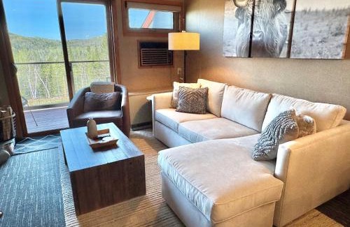 Lutsen House | Ski in Ski out 1 Bed plus Loft BEST VIEWS IN LUTSEN