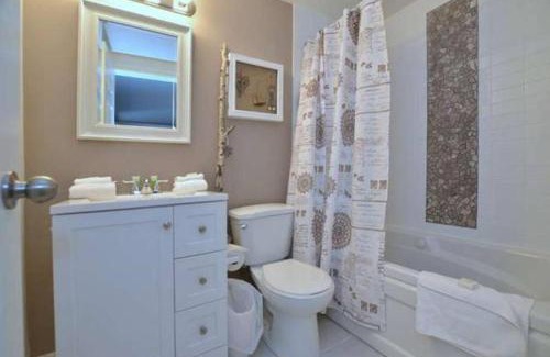 Craigleith House | #Ski-in/Ski-out Cozy Studio at North Creek Resort