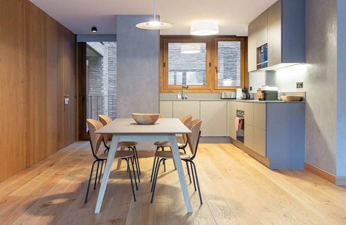 El Tarter Apartment | Ski-in/Ski-out Retreat with Pool, Sauna, and Gym