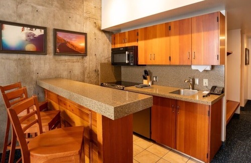 Salt Lake Mountain Resorts Apartment | Ski-in-ski-out Snowbird, X-large studio, Alta, LCC Hot Tub, Heated Pool