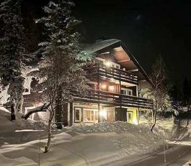 Atra Apartment | SKI INN/OUT - 4-room apartment w/3 bedroom