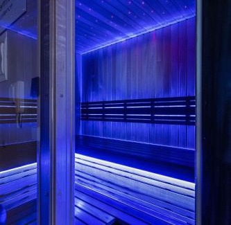 Klaipeda Apartment | sky FLAT jacuzzi sauna 27 FLOOR