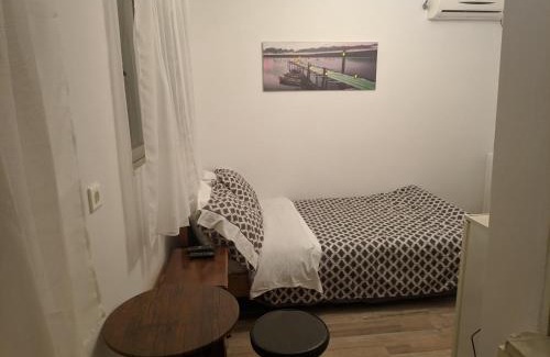 Aigio Apartment | Sky line center city F