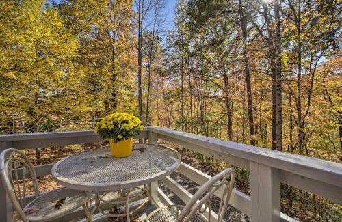 Almond Apartment | Sky Loft Bryson Studio 1 Mi From Fontana Lake!