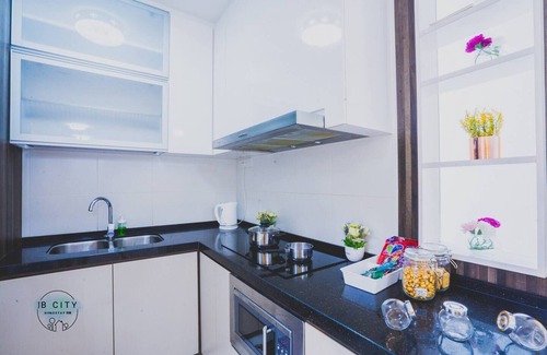 Setia Tropika Apartment | Sky Peak (9pax) ホームステイ @ JB City Homestay