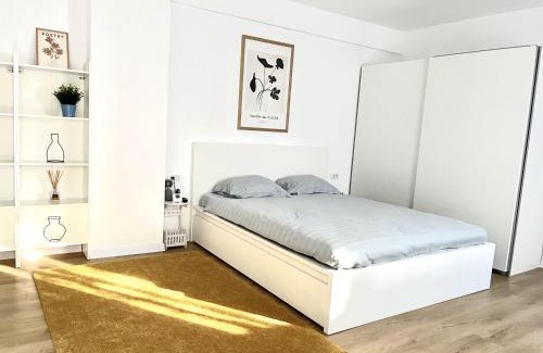 Otopeni Apartment | Sky Residence Airport Otopeni 12