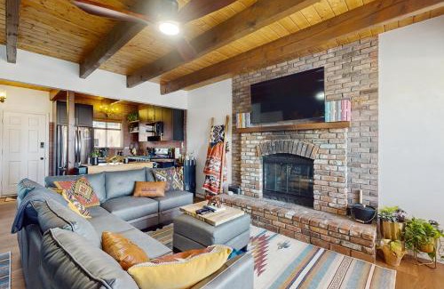 Arrowbear Lake House | Sky's The Limit