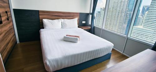 Kuala Lumpur City Centre Apartment | Sky suites KLCC by Kuala Lumpur Family Room Stay