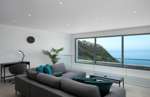 Arco da Calheta Villa | SKYFALL VILLA