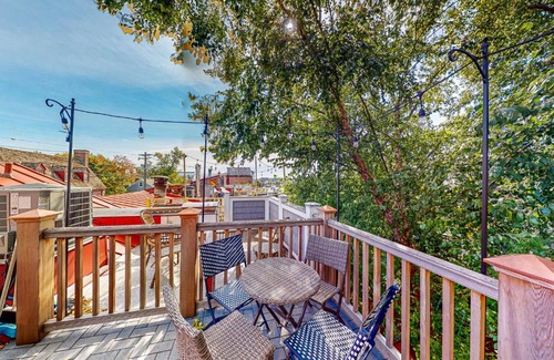 Historic District House | Skyline Sanctuary