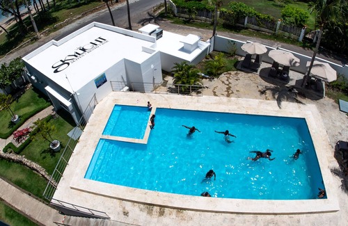 Puerto Plata Apartment | Skylyght Suites Hotel. breakfast included. 28% off on restaurant and bar