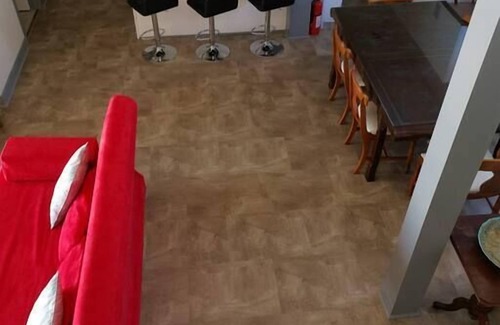 Wellington House | SkySuite on West Lake