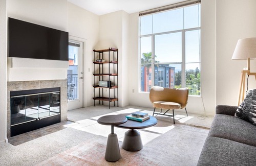 Central District Apartment | Sleek Fremont 2BR w/ W/D, Pool, Gym, Parking, walk to BART, by Blueground