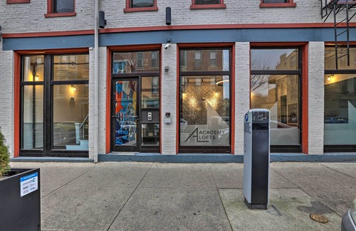 Over-the-Rhine Apartment | Sleek Studio Near Dtwn Dining & Entertainment