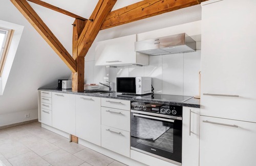 Sihlfeld Apartment | Sleek Wiedikon 2.5 Room w/Storage, 2 mins to local market, by Blueground