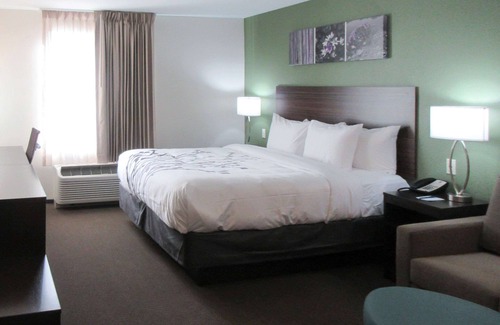 Chiloquin Hotel | Sleep Inn & Suites Chiloquin-Crater Lake Junction