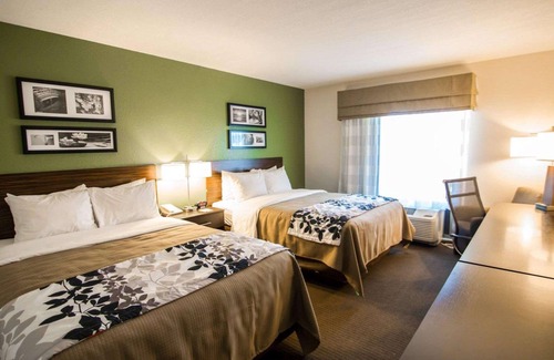 Garden City Hotel | Sleep Inn & Suites & Conference Center