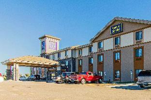 Rochester Hotel | Sleep Inn & Suites West-Near Medical Center