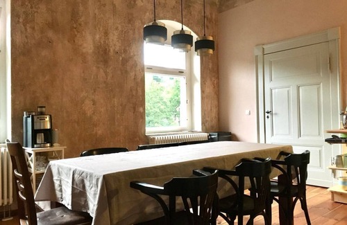 Nebra Apartment | Sleeping in the station - Suite - Nebra station