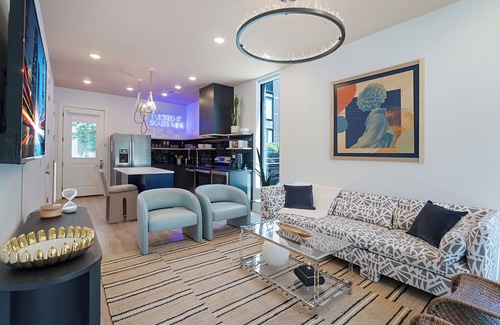 Nashville House | Sleeps 100 | Entire Newly-Built Hotel | The Grove