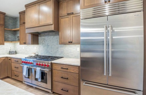 Sunriver House | Sleeps 18 | 7 bed, 7.5 bath | EV | Hot tub | SHARC