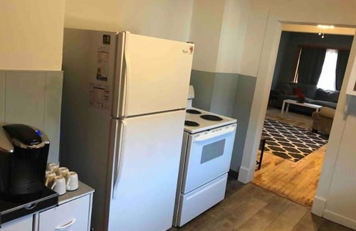 Phillips House | Sleeps 5, Rustic,Contemporary, centrally located