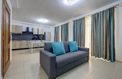 Sliema Apartment | Sliema Tigne Suites