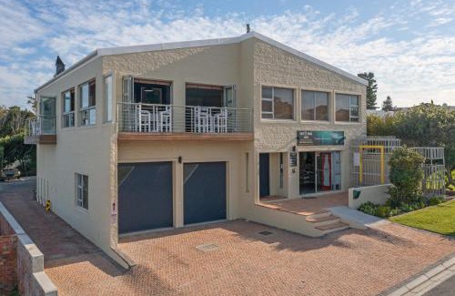 Van Dyks Bay House | Slip-A-Way Lodge