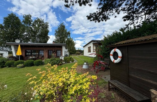 Klocksdorf House | Small house by the lake Time out with a cozy fireplace & lake walk