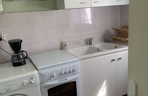 Lit-et-Mixe House | Small house in village center with large garden, 7km from beaches.