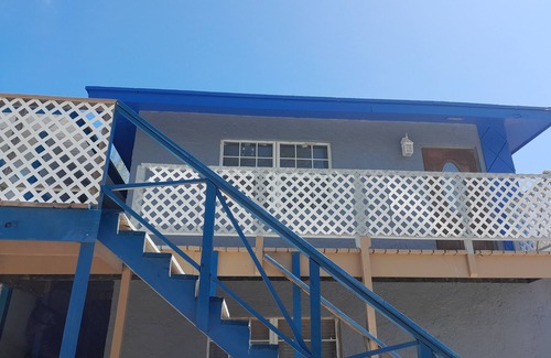 South Bimini Apartment | Small's Cozy Rest 5, two bedroom with dock