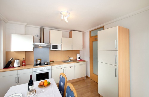 Silandro Apartment | Small town flair South Tyrol - centrally comfortable apartment about 75m² with roof terrace