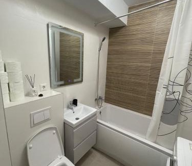Bistrita Apartment | Smile - BrandNew Apart with FreeUndergroundParking, large Balcony, near Shopping Centers