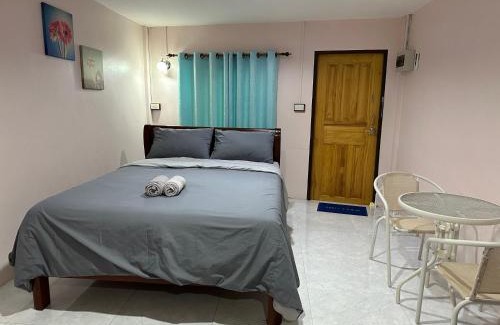 Wiset Chai Chan House | Smile Resort